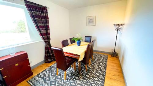West Calder House | Pentland Farm Cottage Annex