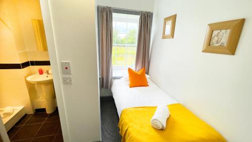 West Calder House | Pentland Farm Cottage Annex