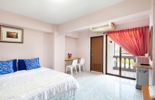 Bang Khae Nuea Hotel | Penyos Suite