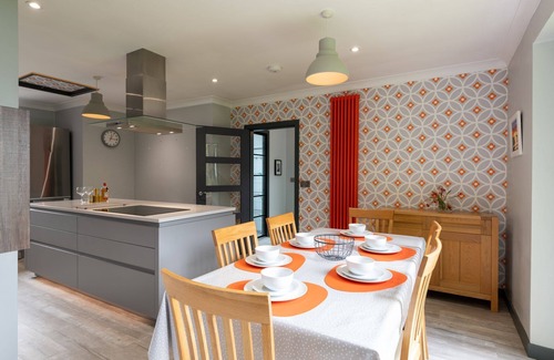 Llanfairpwllgwyngyll House | Penyrorsedd - Scenic holiday home