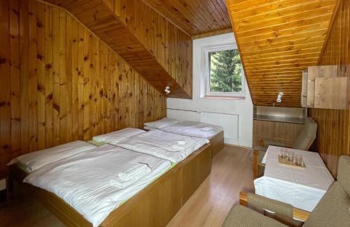Stratena House | Penzión Borovica Stratená