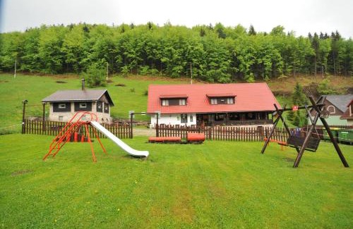 Dedinky House | Penzión Pastierňa