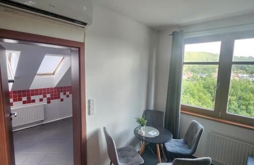 Kyje House | Penzion a Restaurace Simanda