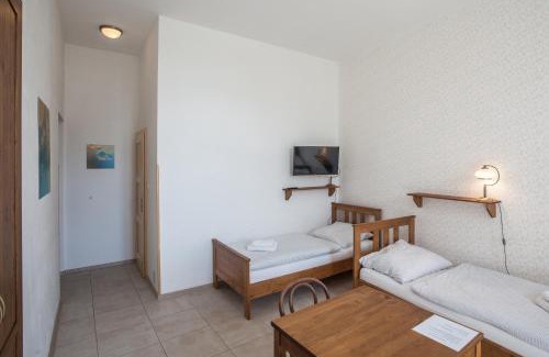 Kolin 2 Hotel | Penzion a restaurace U Hájků