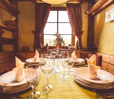 Zlin House | Penzion a Restaurace U Johana