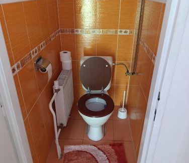 Starovice House | Penzion Na Třeťasu s vinným sklepem