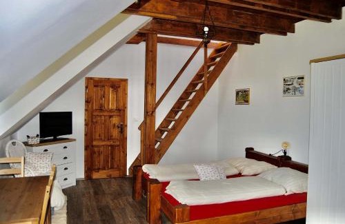 Zdikov Apartment | Penzion U Anděla