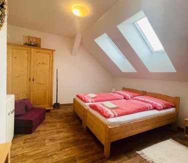 Meclov House | Penzion U Hánů