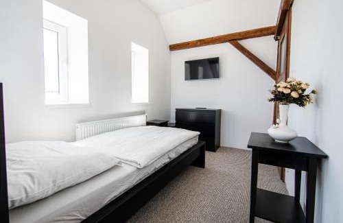 Kolin 2 House | Penzion Zlaté Slunce