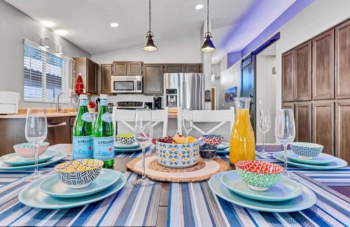Peoria House | Peoria-Private Swimming Pool-Shuffleboard Table, Foosball, Pool Table, Ping-Pong