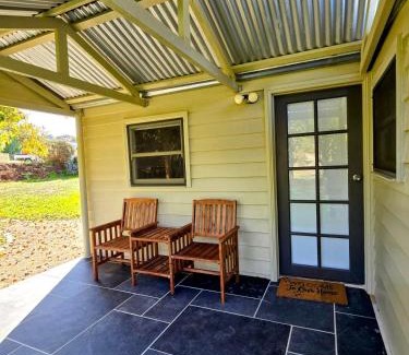 Maldon House | Peppercorn Cottage Maldon