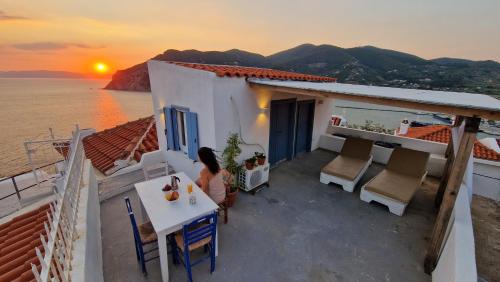 Skopelos House | Peppermint Bay