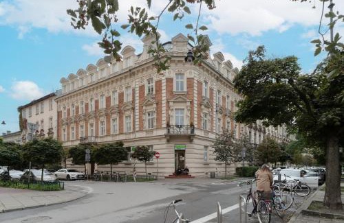 Piasek Południe Apartment | Perła Starego Miasta Kamienica Czapskich by Noclegi Renters