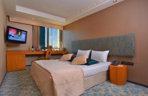 Asmali Mescit Hotel | Pera Tulip Hotel & Spa - Istanbul Taksim Pera City Center