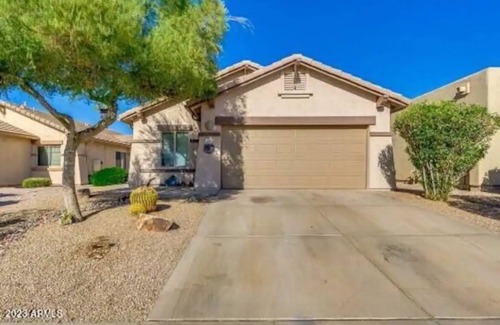 Gold Canyon House | Peralta Trails Home/Gated/sleep9