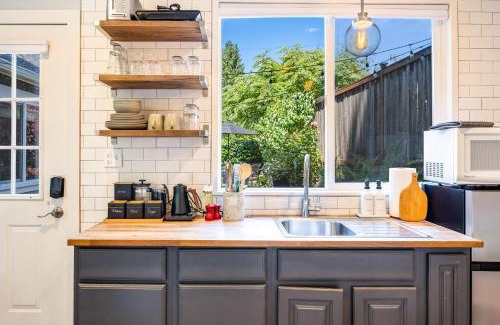 North Beach/Blue Ridge House | Perch - Ballard Cozy