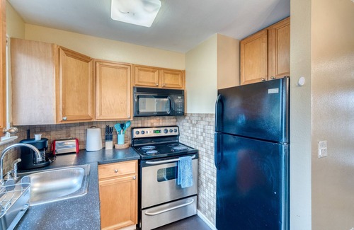 Highline Apartment | Perch - Cascade Vue 52 BY Betterstay: 2BR | SeaTac | Southcenter
