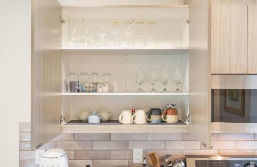 Maple Leaf House | Perch - Roosevelt Retreat