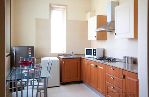 Sector 40 Apartment | Perch Service Apartment- Sector 40