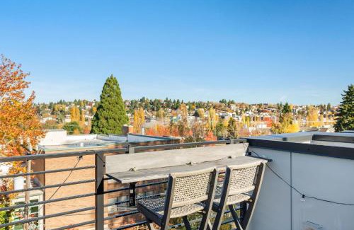 North Queen Anne House | Perch - The Ashworth 67