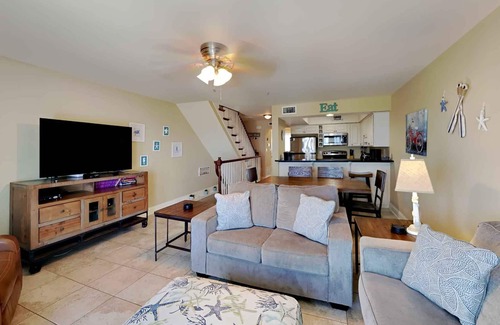 Ono Island Condo | Perdido Key Beach Condo with Private Balcony Just Steps to the Beach!