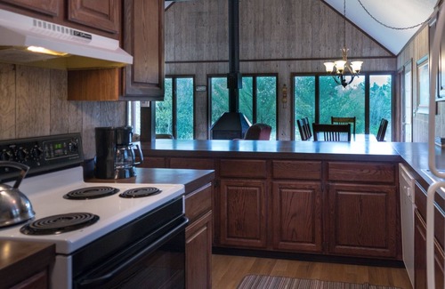 Branch Cabin | Pere Marquette River Fishing Cabin 3