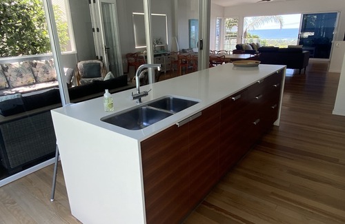 Peregian Beach House | Peregian Pacific Beach House - 4 minute walk to beach.