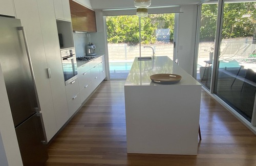 Peregian Beach House | Peregian Pacific Beach House - 4 minute walk to beach.