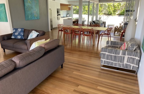 Peregian Beach House | Peregian Pacific Beach House - 4 minute walk to beach.
