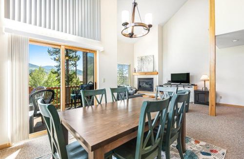 Three Peaks House | Peregrine Place