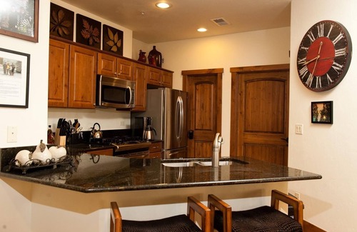 Purgatory Condo | Peregrine Point Condo by the Main Plaza - Walk to Slopes