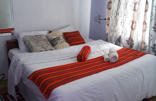 Embakasi House | Peresso Place: Cozy Townhouse with Mini Spa facilities