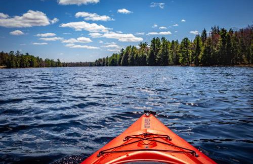 The Archipelago House | Perfect 3 bedroom waterfront muskoka cottage