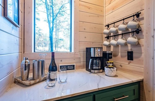 Broken Bow Cabin | Perfect 4 Families | Convenient Location | Spacious Layout | Fun Spiral Slide