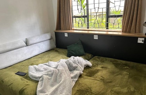 Kilimani Apartment | Perfect artistic chill out gem