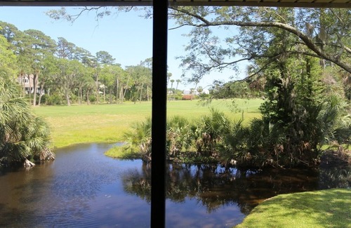 Ocean Ridge Condo | Perfect beach and golf getaway!
