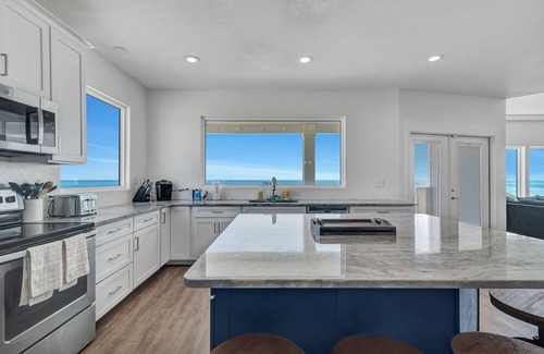 Fort Morgan House | Perfect, beachfront pet friendly 5 bedroom home, close to waters