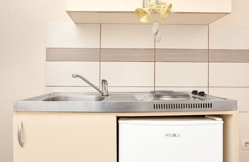 Prijevor Apartment | Perfect Budva Stay Near the Sea & Aqua Park - Duplex Studio 1/3