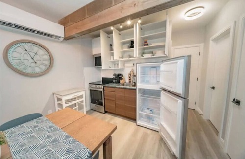 Niagara Falls Apartment | Perfect Canadian Multi-Family or Group Getaway!