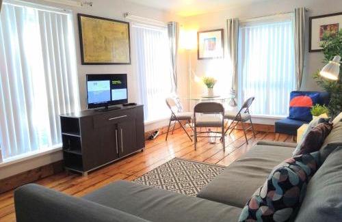 Belfast City Centre Apartment | Perfect Central City Location - Parking - 3 Beds - 2 Bedrooms