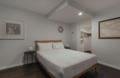 Braddon Apartment | Perfect Central Located 2-Bed with Secure Parking