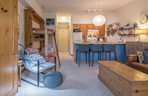 Silver Star Mountain Condo | Perfect Creekside Studio that Opens Right onto the Skiway!
