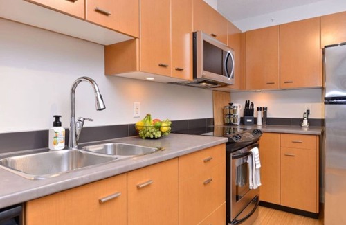 Downtown Victoria Condo | Perfect Downtown Location Close to Inner Harbour