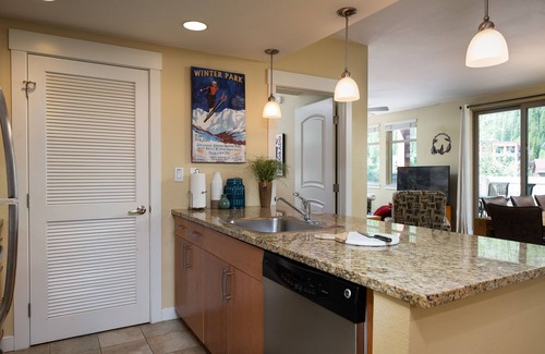 Winter Park Condo | ♡ Perfect Family Condo at Base | Fraser Crossing 3326 | Across From Village