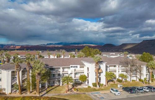 St. George House | Perfect Family Escape - 3 Bed Condo with Pools