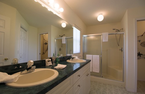Hernando House | Perfect Family Gateway at Villa Silverthorne by RedAwning