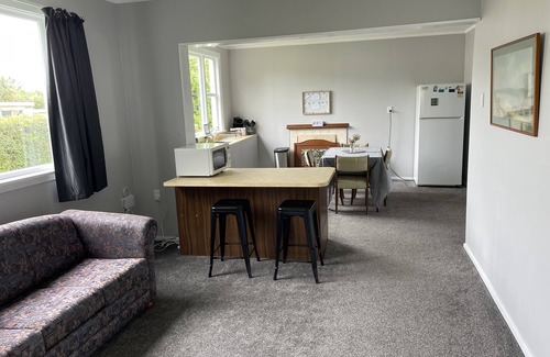 Hector House | Perfect Family Getaway by the beach