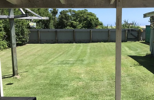 Hector House | Perfect Family Getaway by the beach