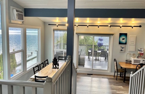 Okanagan-Similkameen House | Perfect family vacation home with 100 feet of private lakefront