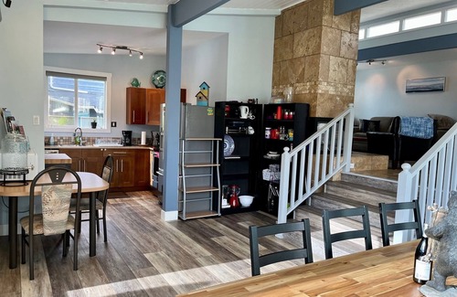 Okanagan-Similkameen House | Perfect family vacation home with 100 feet of private lakefront